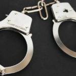 handcuffs-354042_1280-1